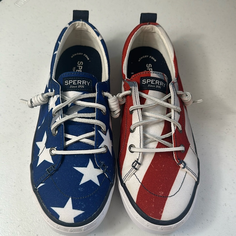 Sperry Top Sider Womens American USA Flag Stars Stripes Boat Shoes STS88152‎